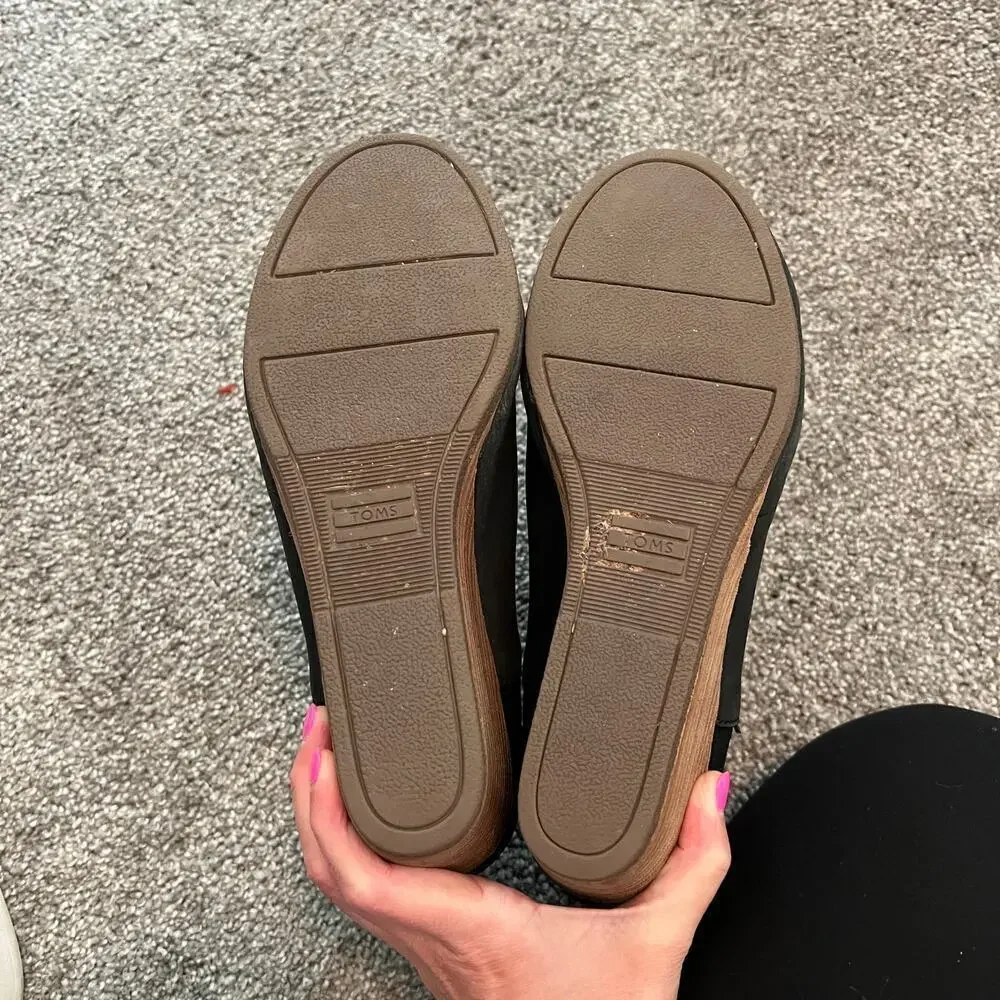 TOMS Women's Kelsey Wedge Booties Size 8